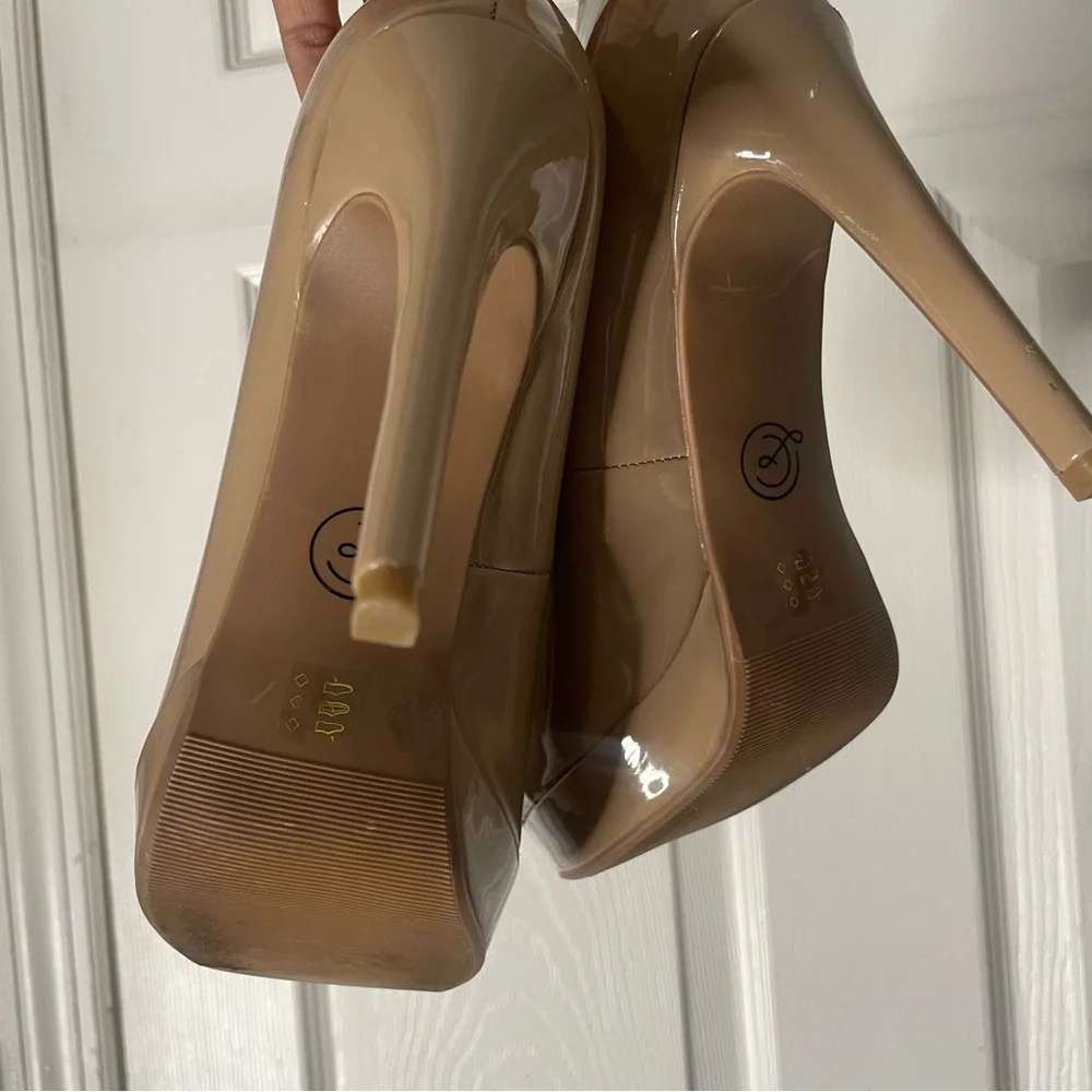 Classic Peep-Toe High Heel Pumps in Taupe
